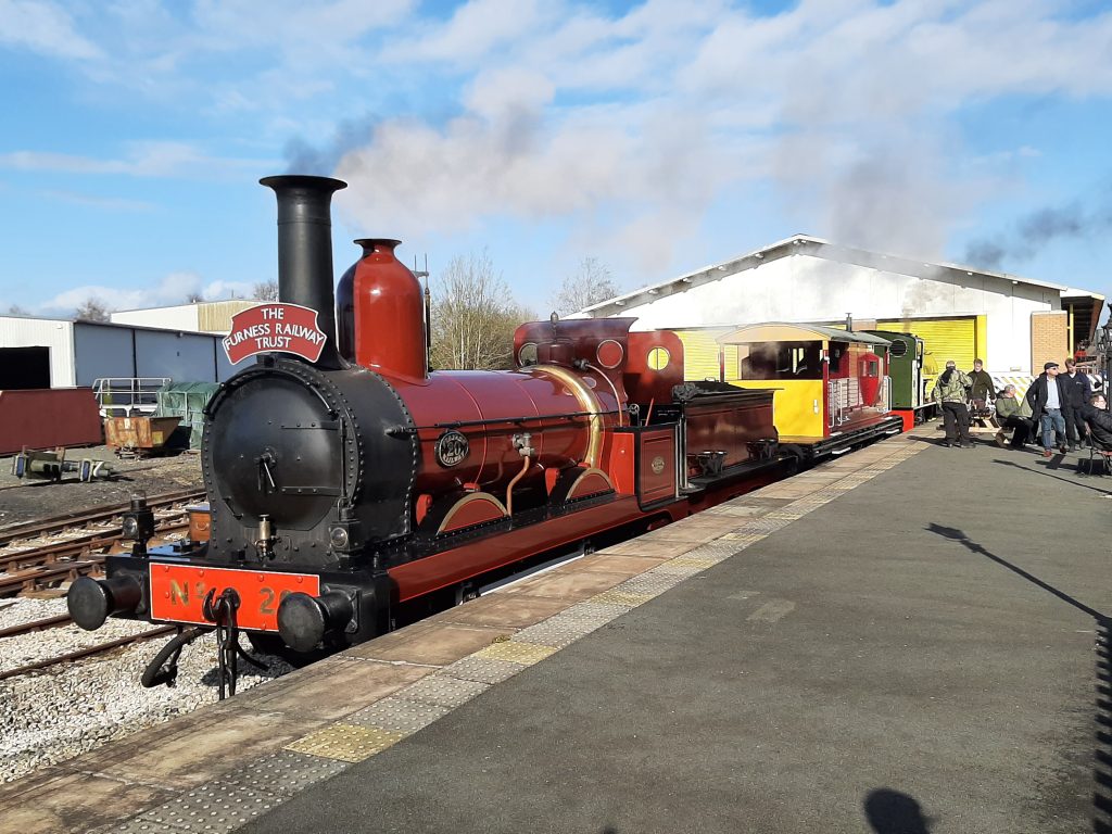 FR 20 toping and tailing the Queen Mary brake van with Walkden
